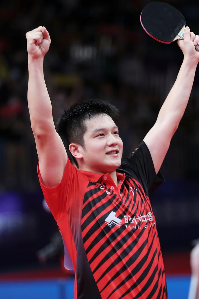 樊振东险胜马龙 全运会乒乓球男团决赛广东队夺冠休闲区蓝鸢梦想 - Www.slyday.coM