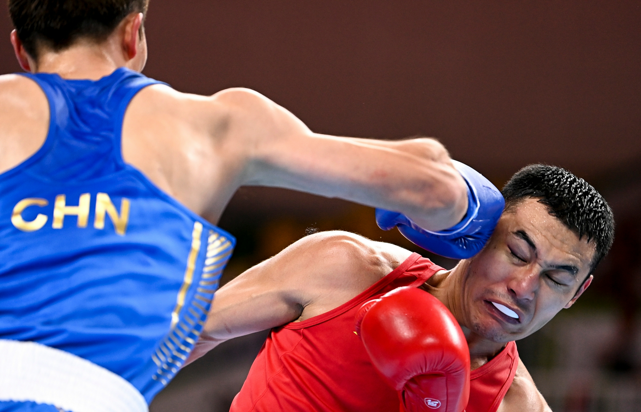 拳击——男子75公斤级：托合塔尔别克·唐拉提汗夺冠休闲区蓝鸢梦想 - Www.slyday.coM