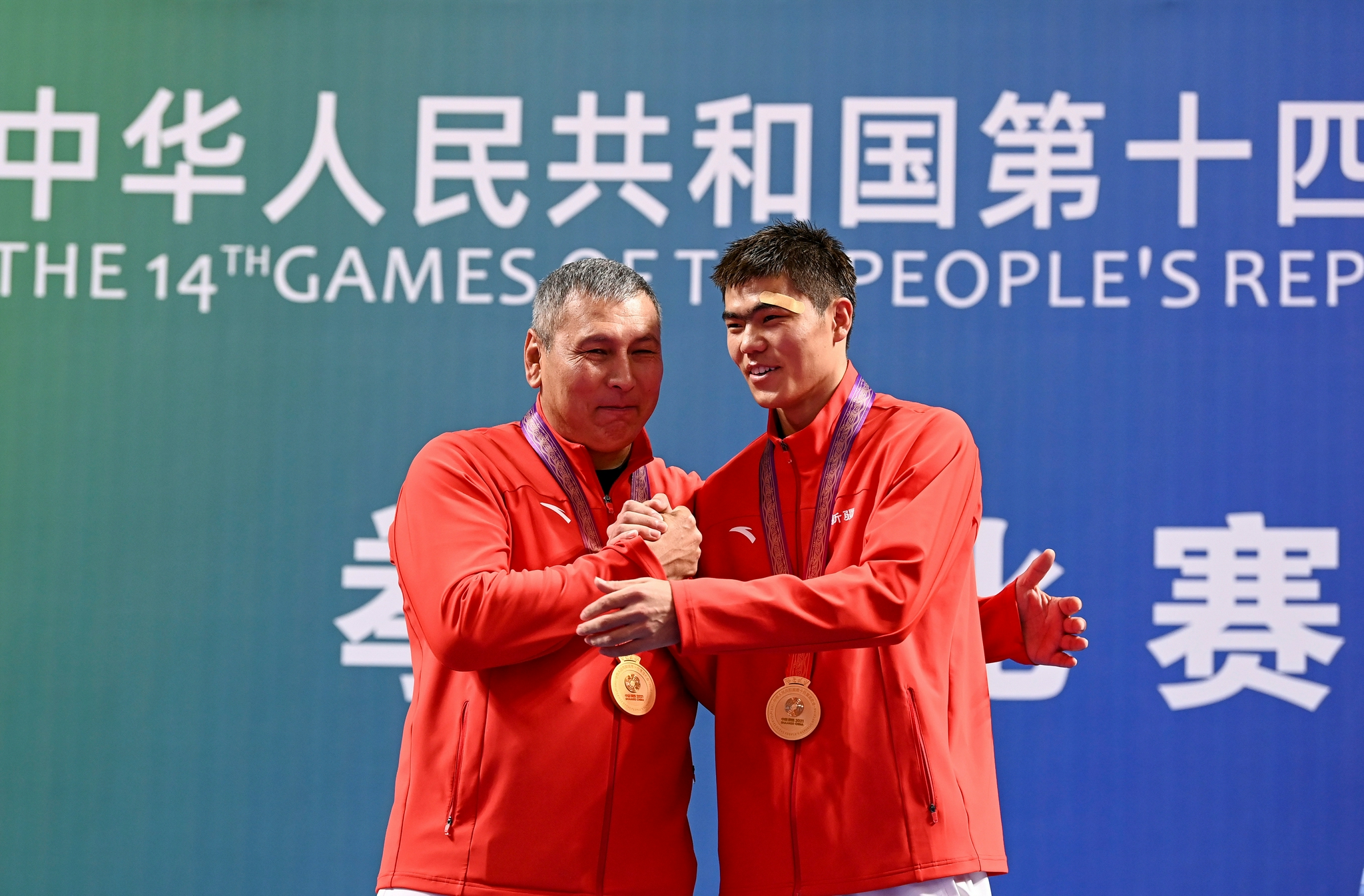 拳击——男子75公斤级：托合塔尔别克·唐拉提汗夺冠休闲区蓝鸢梦想 - Www.slyday.coM