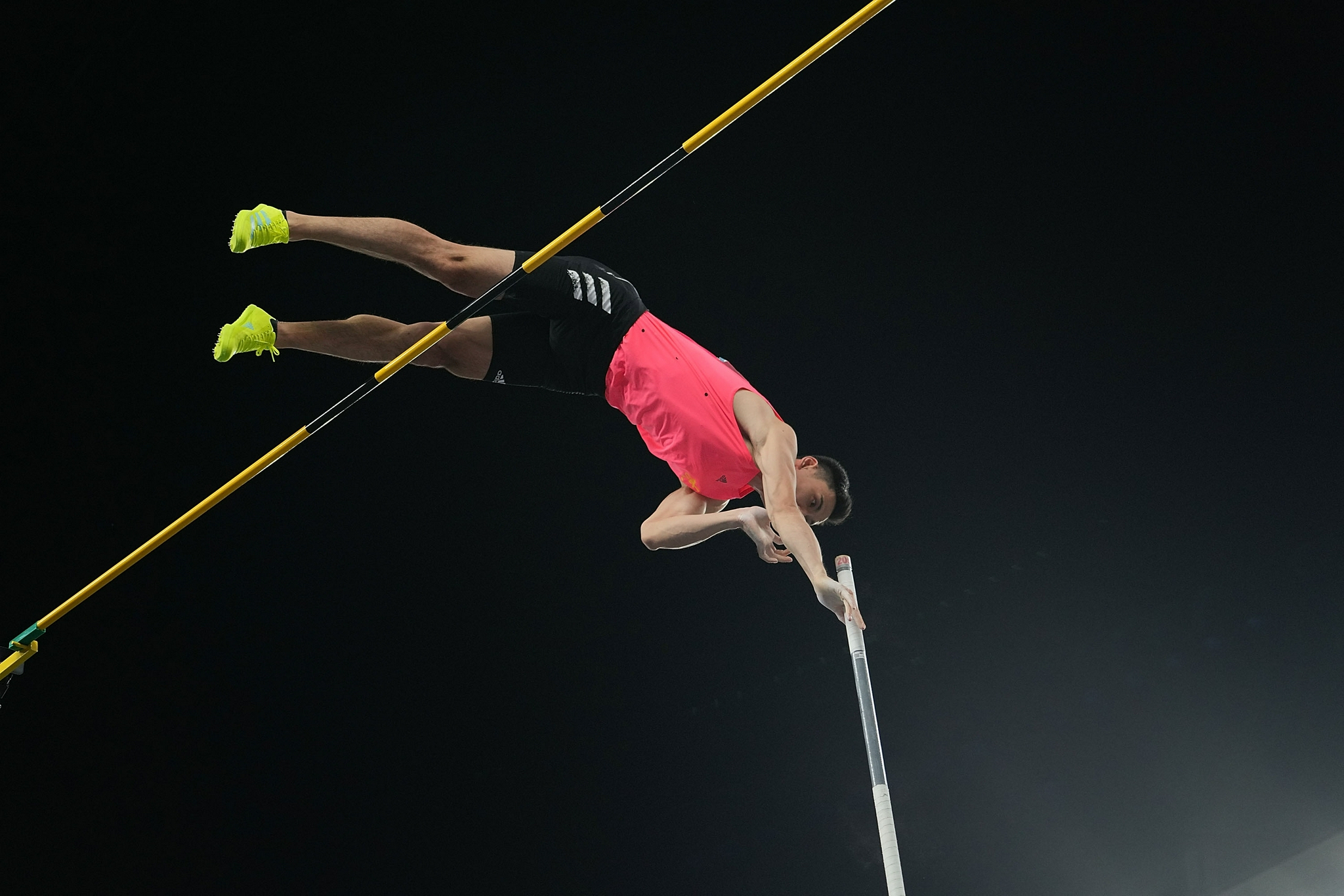 田径——男子撑杆跳高决赛赛况