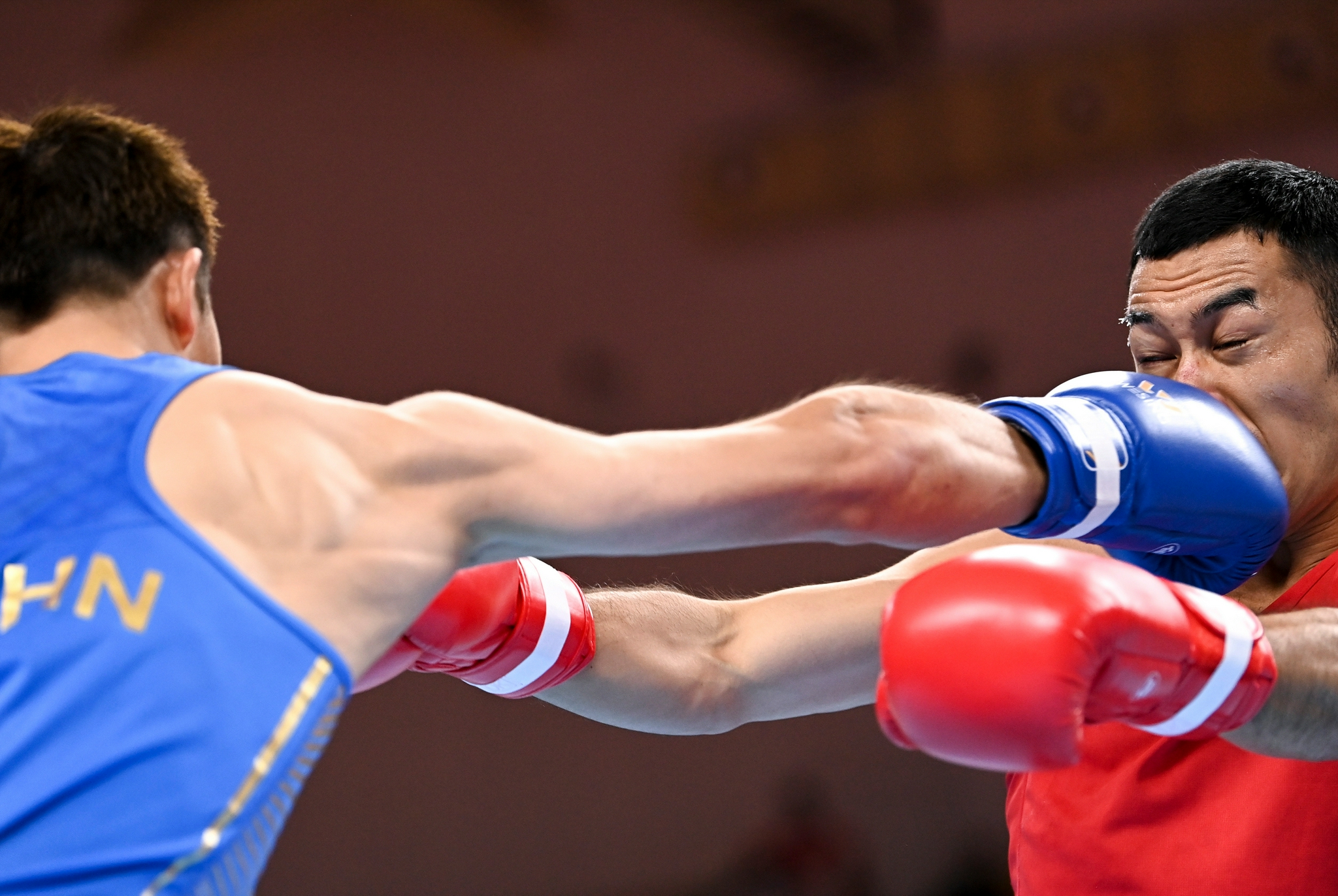 拳击——男子75公斤级：托合塔尔别克·唐拉提汗夺冠休闲区蓝鸢梦想 - Www.slyday.coM