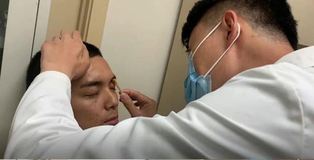 还记得因医闹被砍成残疾的陶勇医生吗？一年多后，他过成了这样休闲区蓝鸢梦想 - Www.slyday.coM