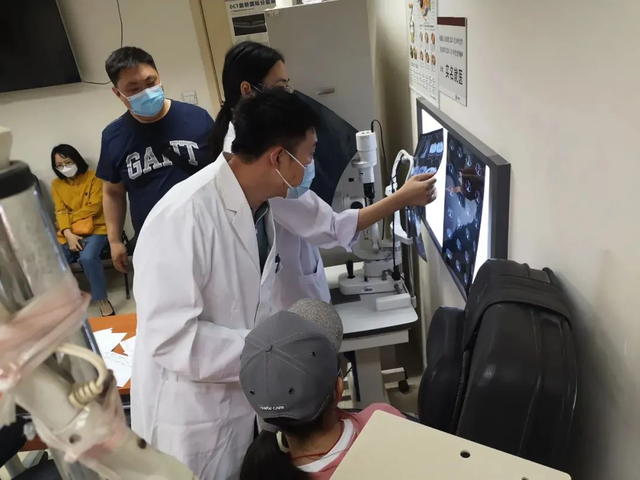 还记得因医闹被砍成残疾的陶勇医生吗？一年多后，他过成了这样休闲区蓝鸢梦想 - Www.slyday.coM