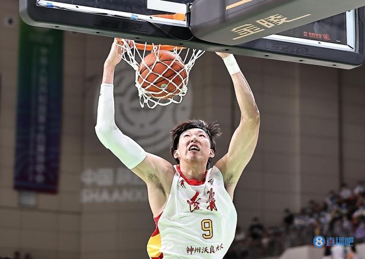 10分7板4助1断2帽！凤凰队官推转发周琦今日全运会暴扣镜头休闲区蓝鸢梦想 - Www.slyday.coM