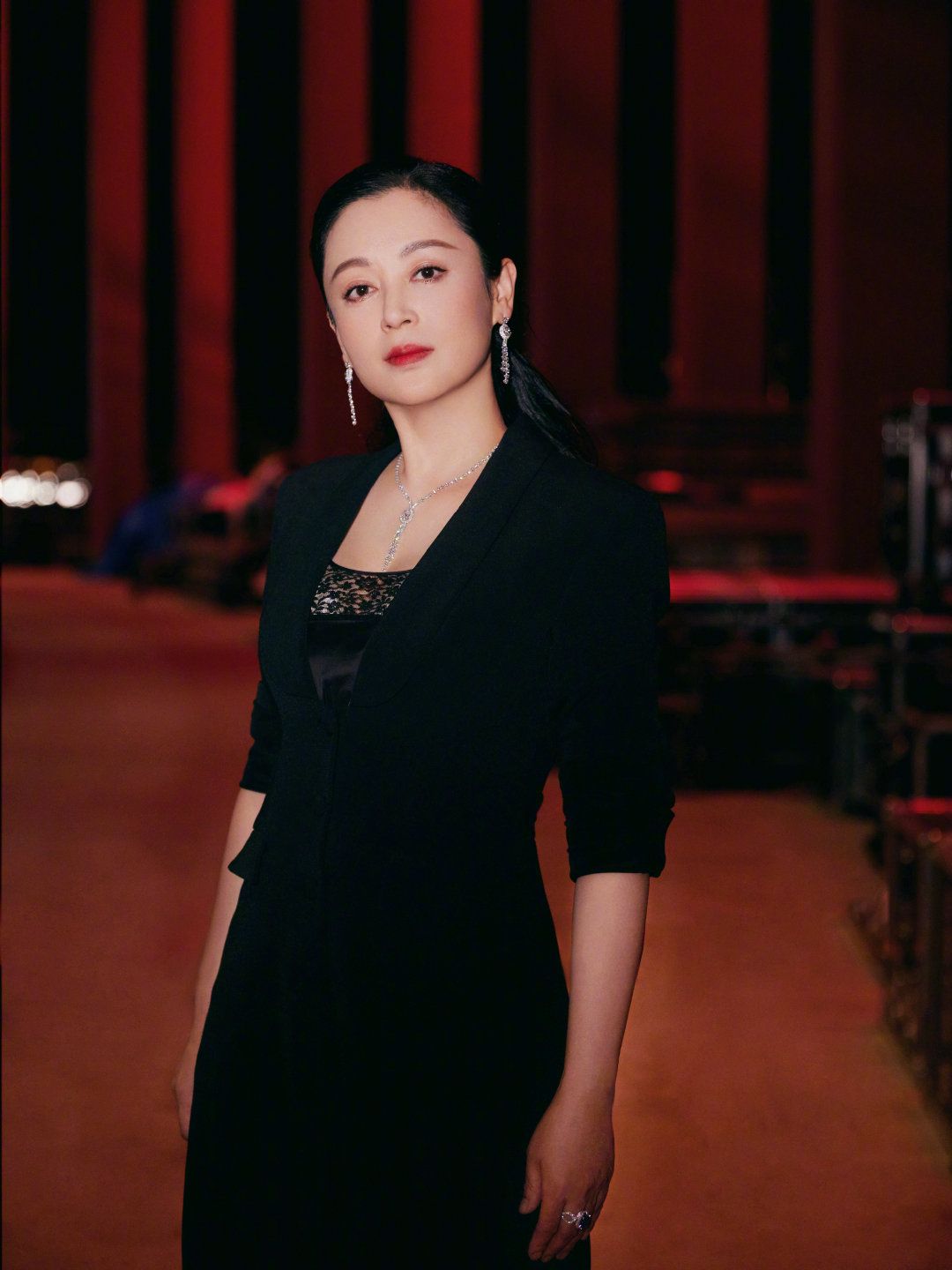 大陆第一美人陈红甘愿为陈凯歌退居幕后如今惊艳现身北影节