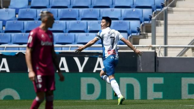 西班牙人主帅:“武磊和恩巴尔巴是两个是具备水平的球员”休闲区蓝鸢梦想 - Www.slyday.coM 西班牙人主帅:“武磊和恩巴尔巴是两个是具备水平的球员”休闲区蓝鸢梦想 - Www.slyday.coM