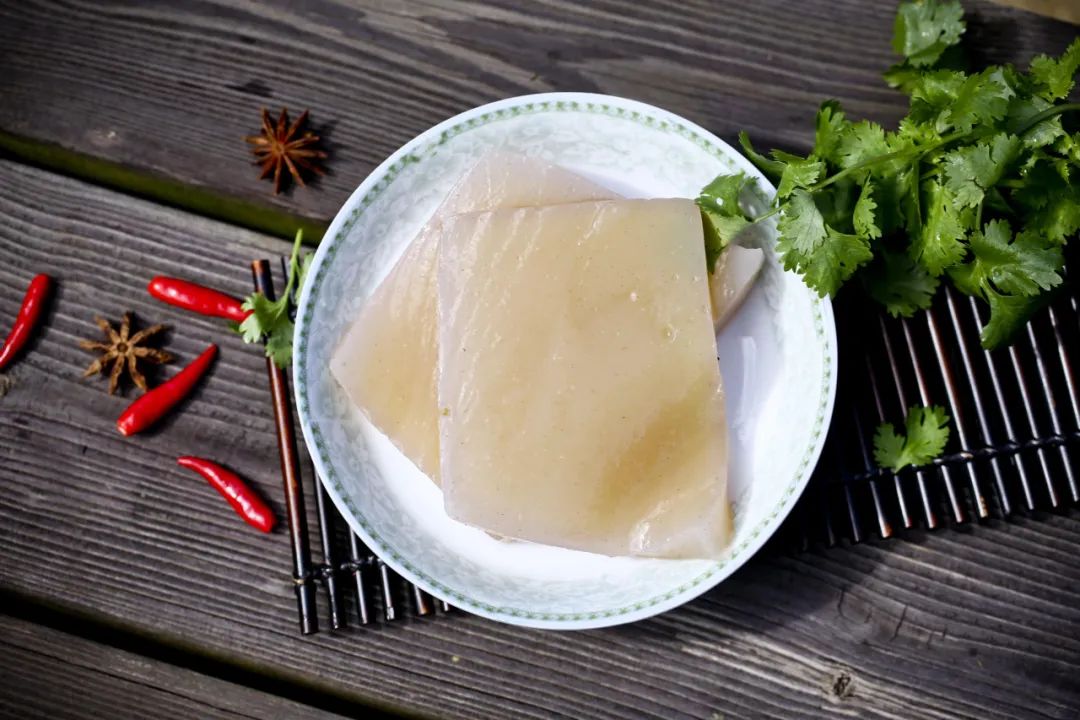 凉拌黄瓜魔芋丝,吃得饱热量很低,日常减肥常吃,腰或会越来越细休闲区蓝鸢梦想 - Www.slyday.coM 凉拌黄瓜魔芋丝,吃得饱热量很低,日常减肥常吃,腰或会越来越细休闲区蓝鸢梦想 - Www.slyday.coM