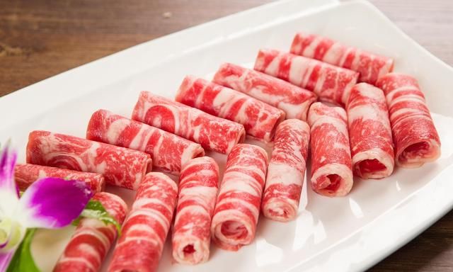 吃火锅时,最容易作假的5种食材,内行厨师下馆子很少点休闲区蓝鸢梦想 - Www.slyday.coM 吃火锅时,最容易作假的5种食材,内行厨师下馆子很少点休闲区蓝鸢梦想 - Www.slyday.coM