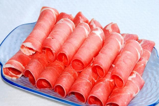 吃火锅时,最容易作假的5种食材,内行厨师下馆子很少点休闲区蓝鸢梦想 - Www.slyday.coM 吃火锅时,最容易作假的5种食材,内行厨师下馆子很少点休闲区蓝鸢梦想 - Www.slyday.coM