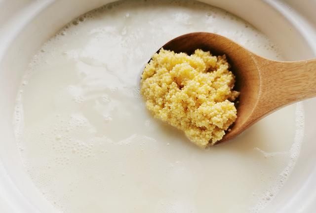 明日秋分,煮小米粥放豆浆更好喝,暖胃御寒,天天早上盼着这一口休闲区蓝鸢梦想 - Www.slyday.coM