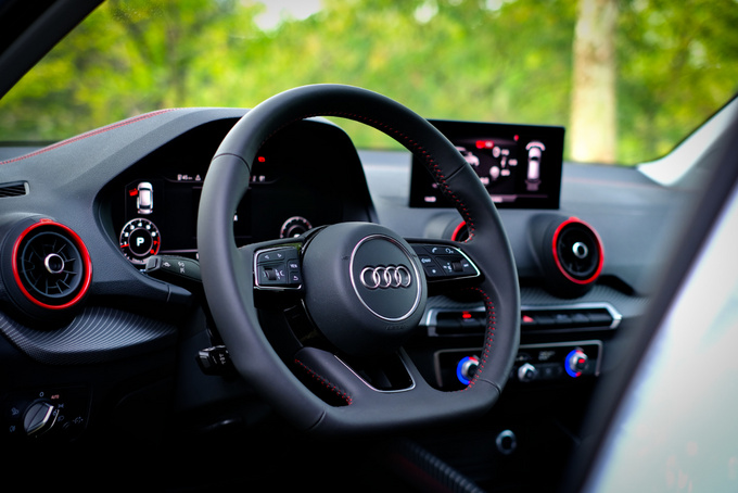 想买个全新奥迪Q2L, 我“太难”了!休闲区蓝鸢梦想 - Www.slyday.coM 想买个全新奥迪Q2L, 我“太难”了!休闲区蓝鸢梦想 - Www.slyday.coM