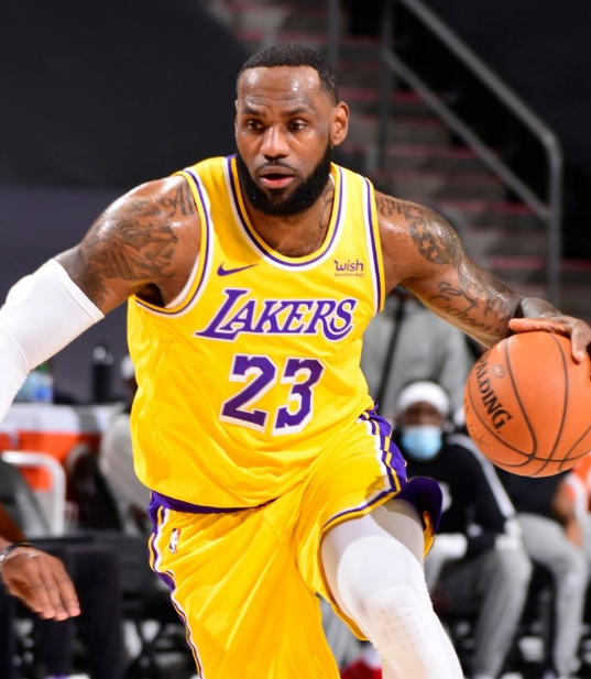 拿MVP真的太难了!OK1次 杜兰特1次 乔丹5次仅排第2休闲区蓝鸢梦想 - Www.slyday.coM 拿MVP真的太难了!OK1次 杜兰特1次 乔丹5次仅排第2休闲区蓝鸢梦想 - Www.slyday.coM