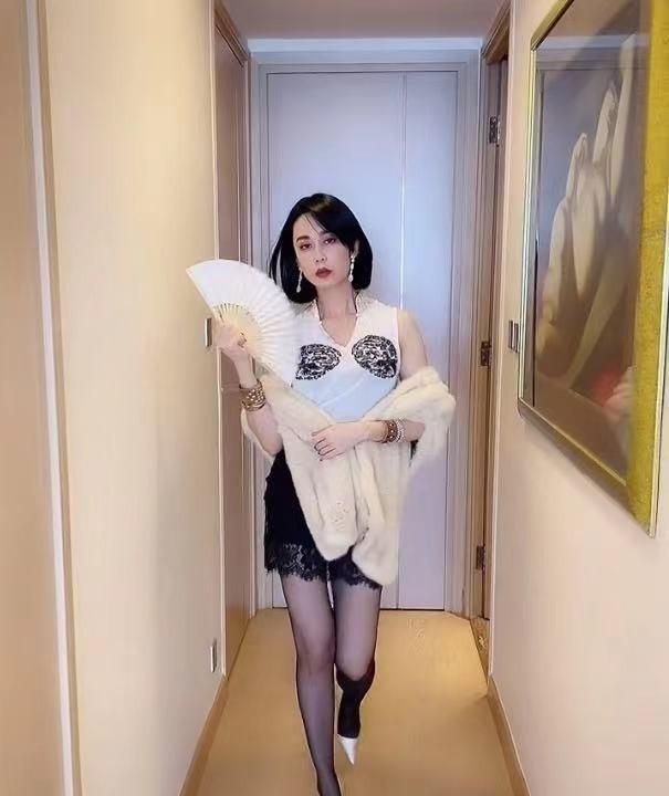 星女郎孙佳君亲手写下了自己的结局能怪谁呢