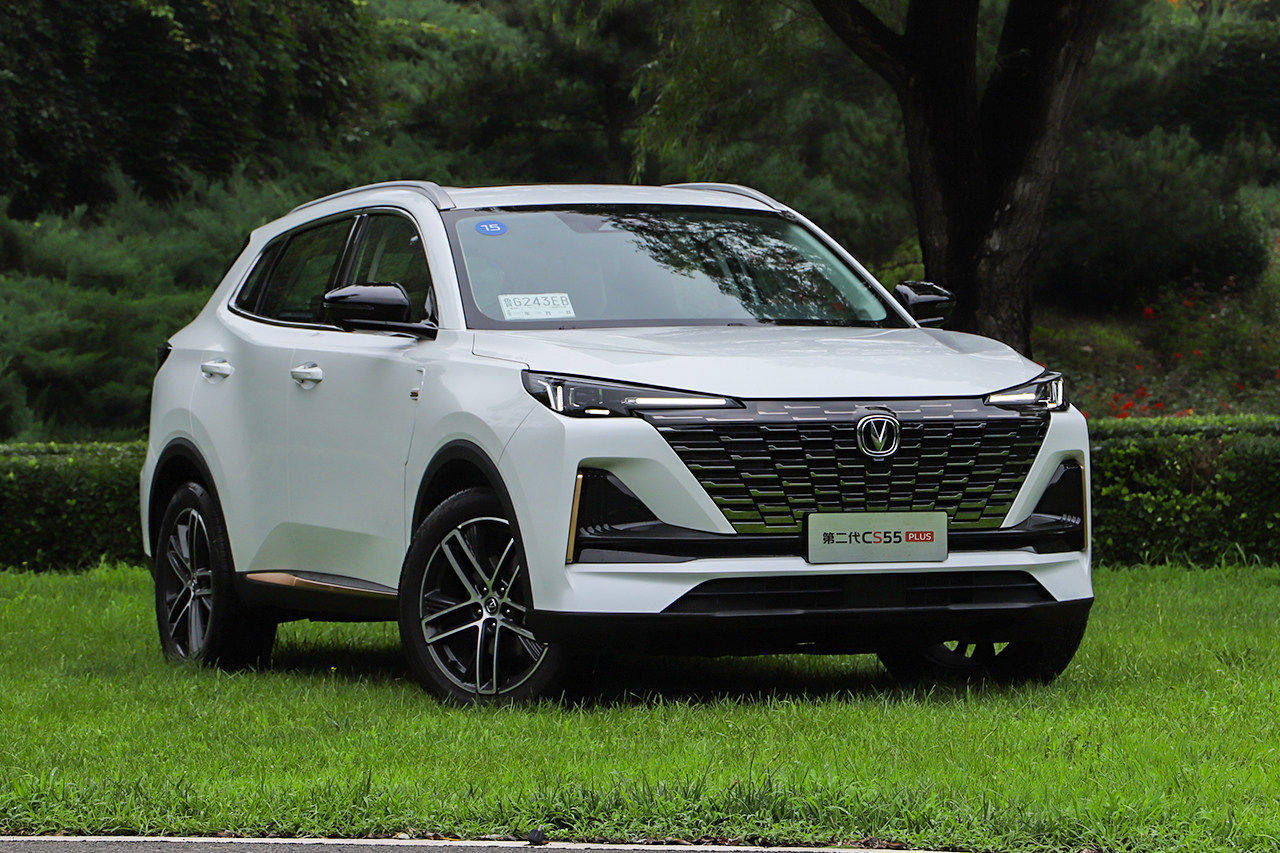 20万级逼格仅10.69万起,带你看长安cs55 plus