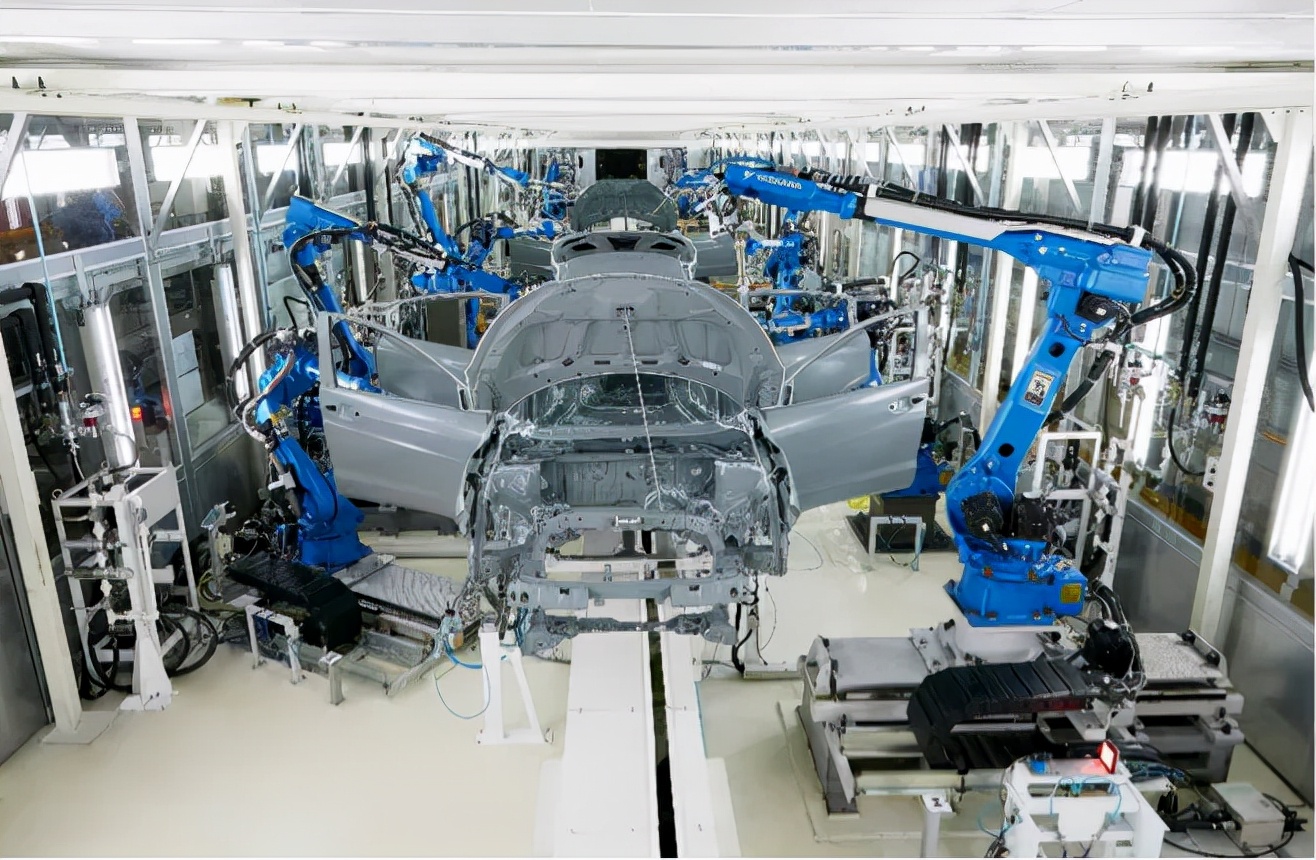 在广汽本田工厂 我不光看到了汽车 还看到了「快乐」