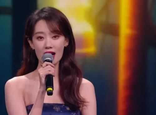 大湾区中秋晚会,被观众发现有两个问题,但有一点让内娱深思!休闲区蓝鸢梦想 - Www.slyday.coM 大湾区中秋晚会,被观众发现有两个问题,但有一点让内娱深思!休闲区蓝鸢梦想 - Www.slyday.coM