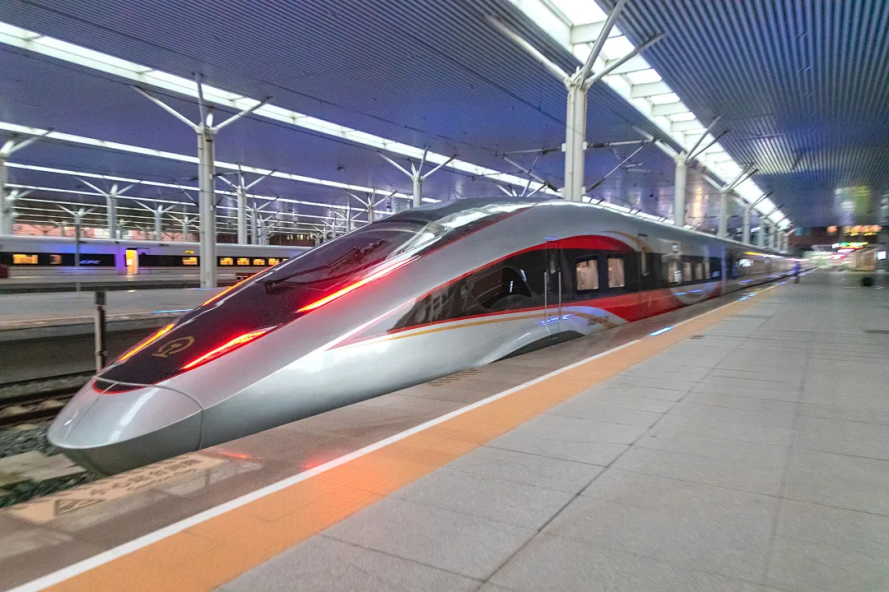 短短数十年中国高铁让世界瞩目真是用钱砸出来的别被误导