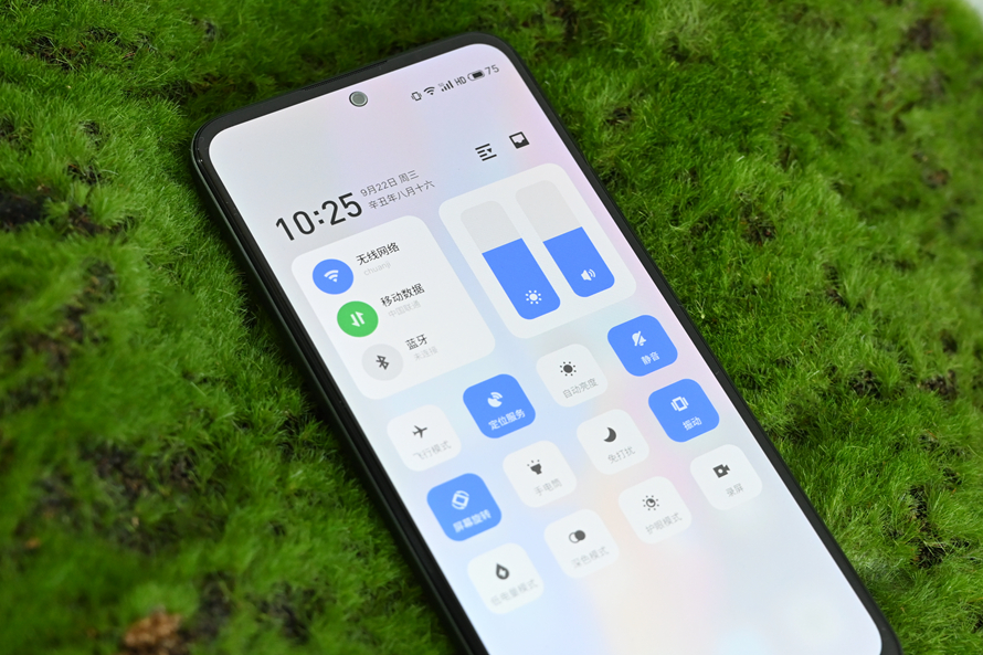 魅族18x入手测评少见的直屏轻旗舰性能成为主打亮点