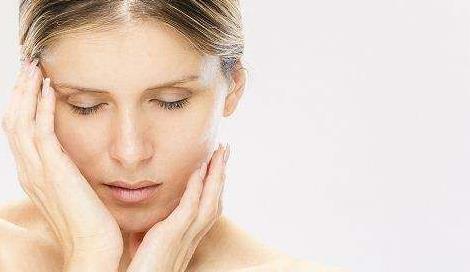 睡觉前经常玩手机,或许会给身体带来4大危害,不要忽视休闲区蓝鸢梦想 - Www.slyday.coM 睡觉前经常玩手机,或许会给身体带来4大危害,不要忽视休闲区蓝鸢梦想 - Www.slyday.coM