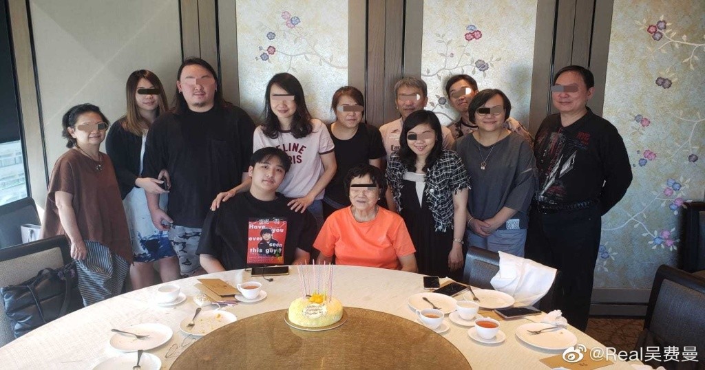 吴镇宇13岁儿子近照大变样!秀万元定制名表,生日宴爸爸遗憾缺席休闲区蓝鸢梦想 - Www.slyday.coM 吴镇宇13岁儿子近照大变样!秀万元定制名表,生日宴爸爸遗憾缺席休闲区蓝鸢梦想 - Www.slyday.coM