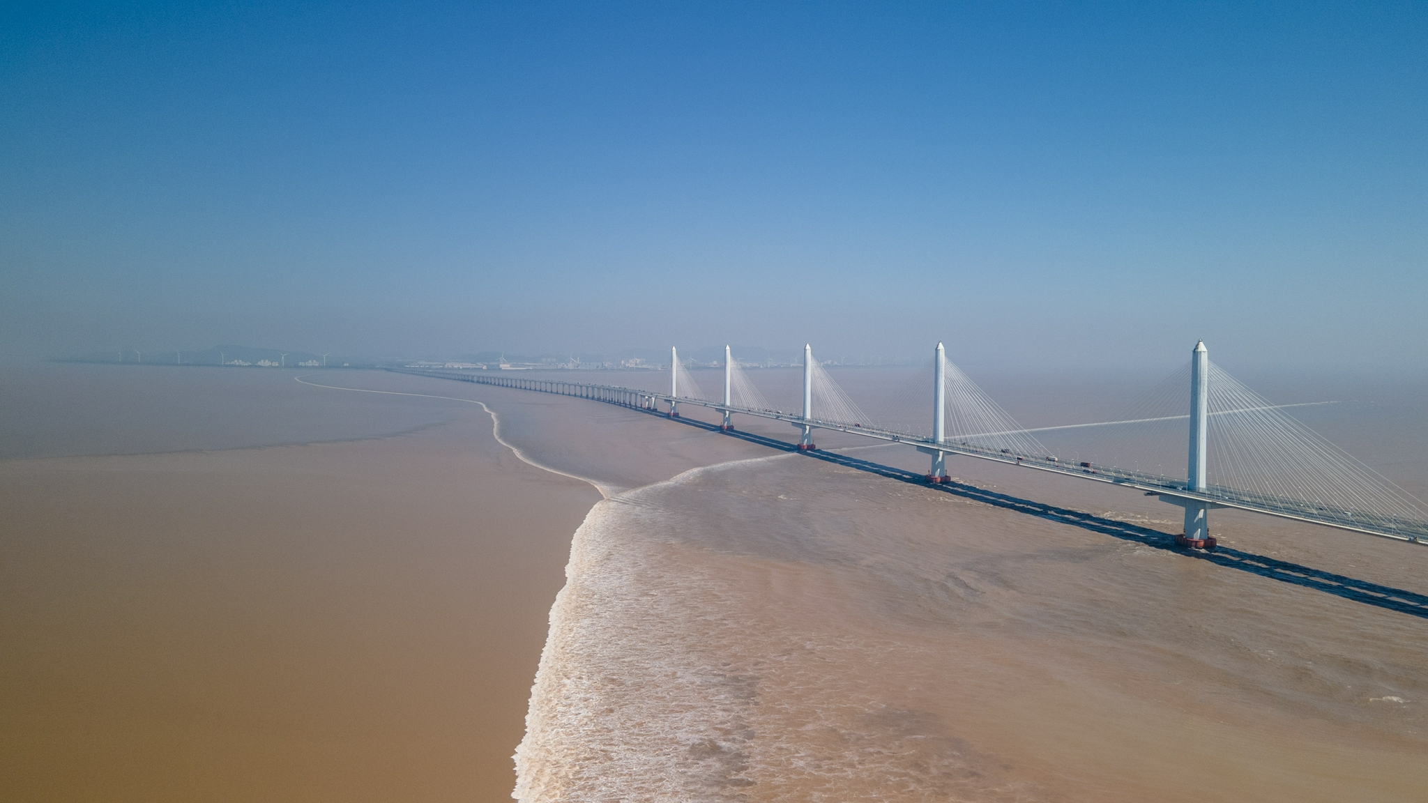 嘉绍大桥现一线白练横江奇观|跨海大桥|上虞|江面_新浪新闻