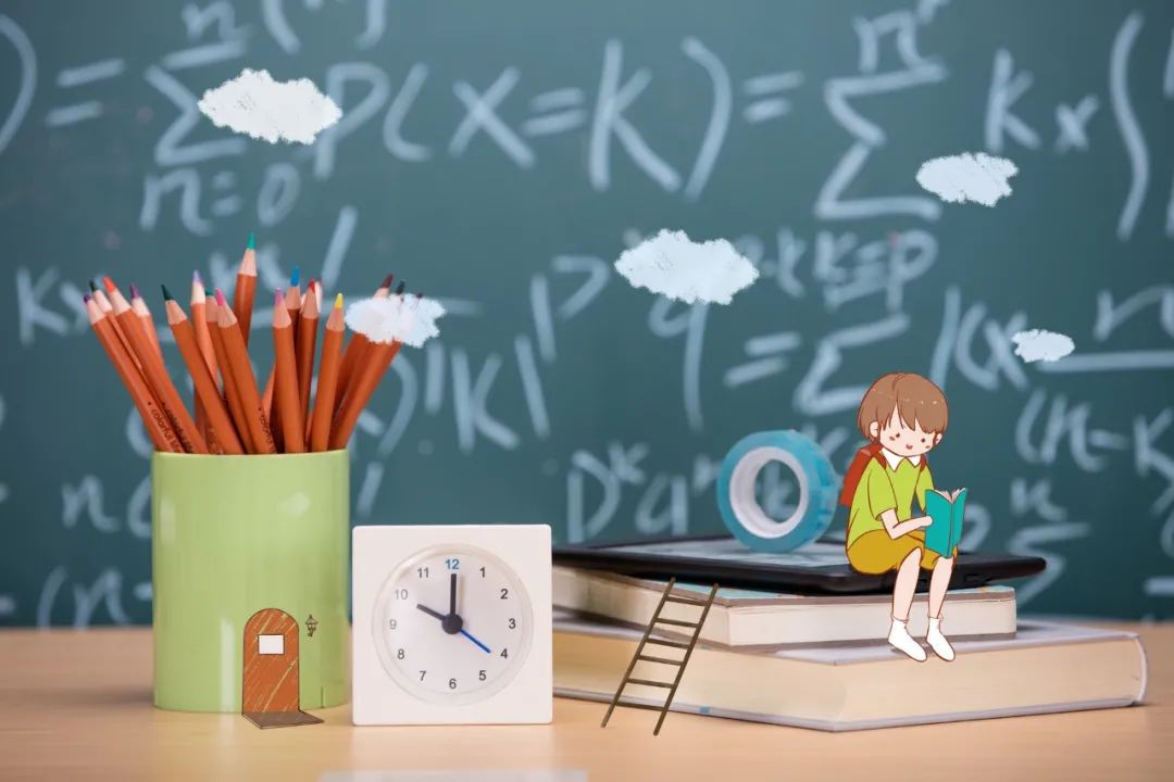 课后服务“5+2”模式实行两周后，一位老师被举报了...休闲区蓝鸢梦想 - Www.slyday.coM