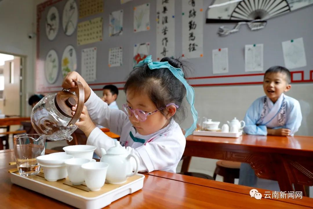 云南省发改委：农村地区义务教育阶段学校可收取课后服务费休闲区蓝鸢梦想 - Www.slyday.coM