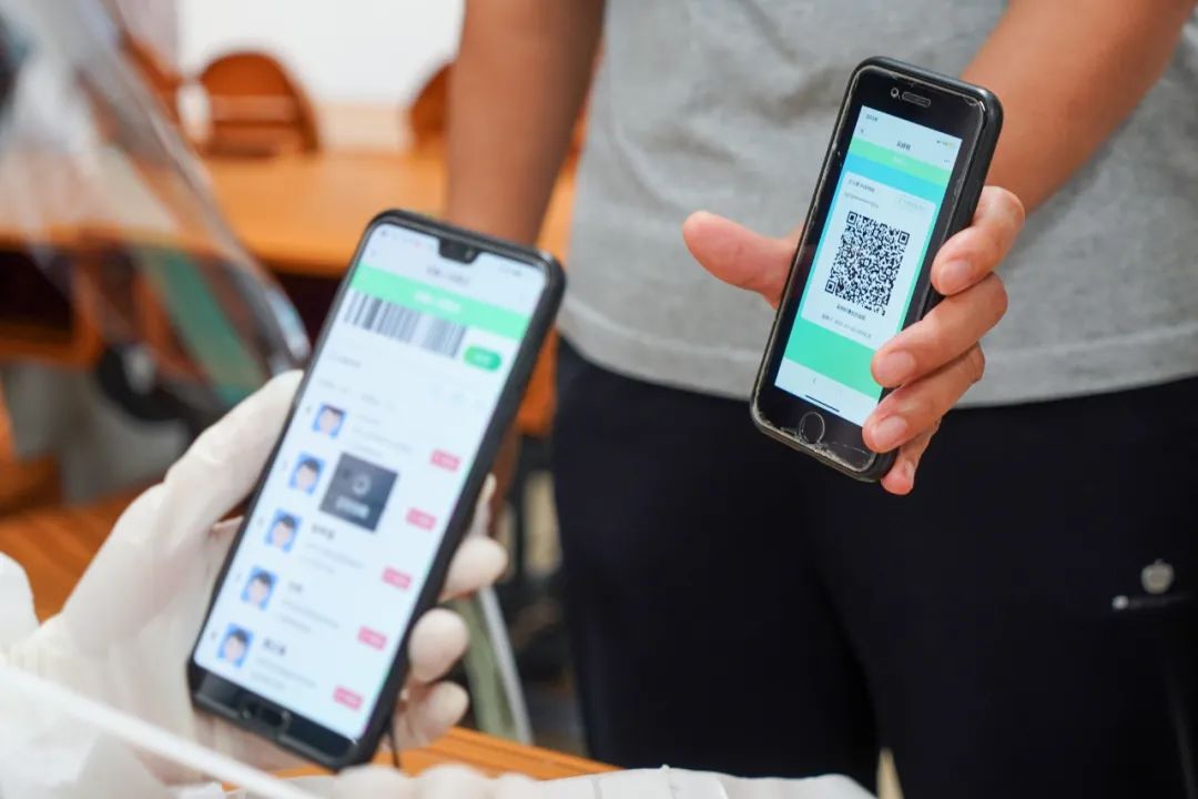 有几套系统就得录几回信息谨防系统不停装加重基层负担