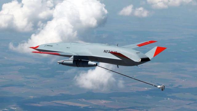 黄貂鱼无人加油机