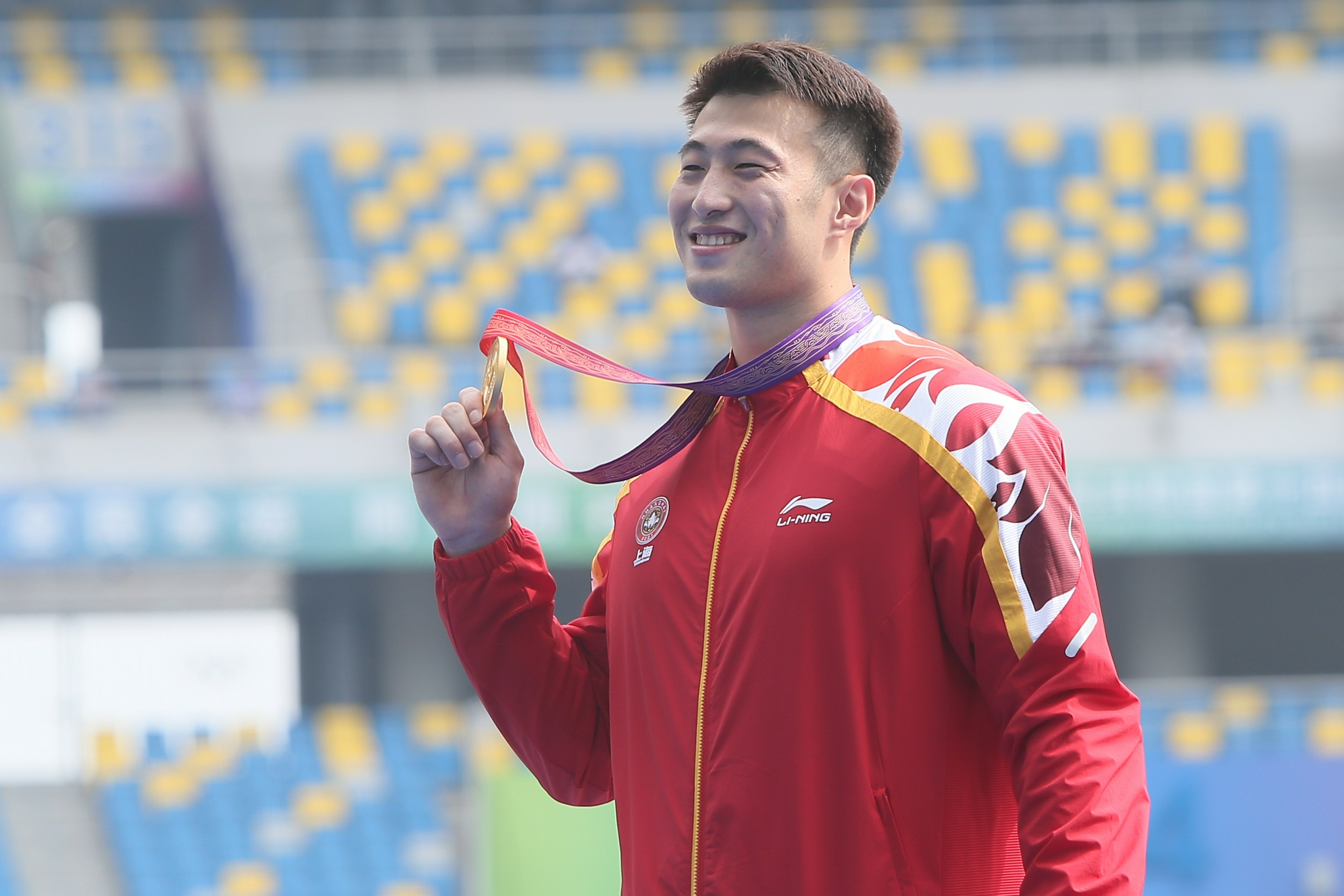 上海选手徐家杰全运摘金中国男子标枪期待大赛新突破