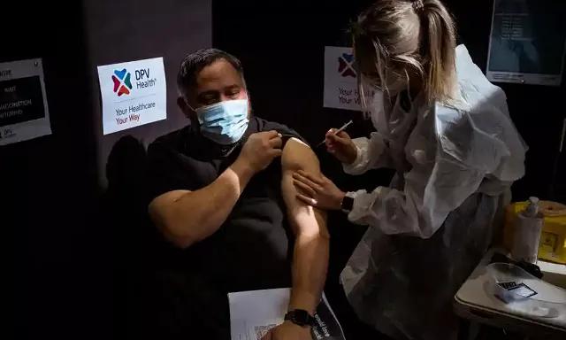 澳洲华人女医生被曝违规给患者注射强效药！或增加癌症风险！被吊销从医资格12个月休闲区蓝鸢梦想 - Www.slyday.coM