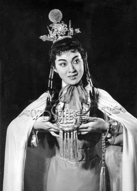 昔日上影厂演员廖有梁好战友性格耿直深爱曹银娣最后却孤独终老