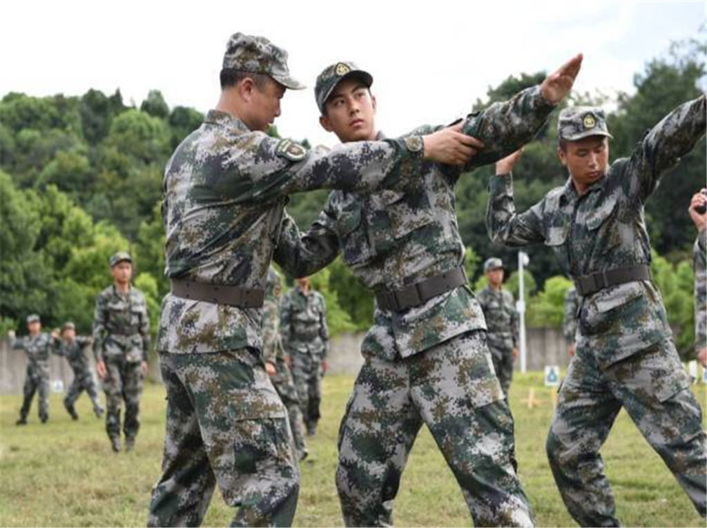 手榴弹投掷最远距离是多少记录至今无人打破不是谁都能做到的