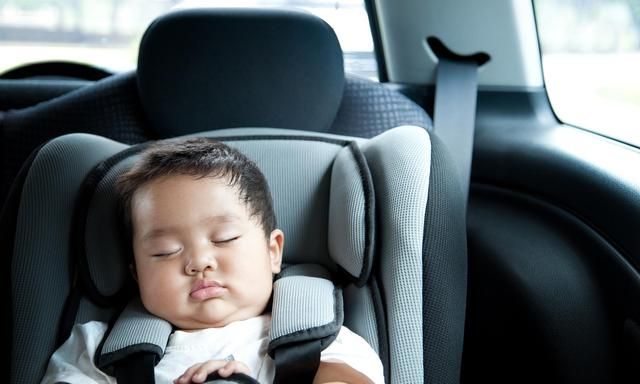 深圳一女童被困车内3小时,妈妈崩溃大哭,如何确保宝宝乘车安全休闲区蓝鸢梦想 - Www.slyday.coM