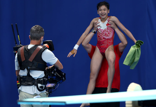 趁热度？吴彤想请14岁全红婵上《王牌》，网友：放过奥运冠军吧休闲区蓝鸢梦想 - Www.slyday.coM