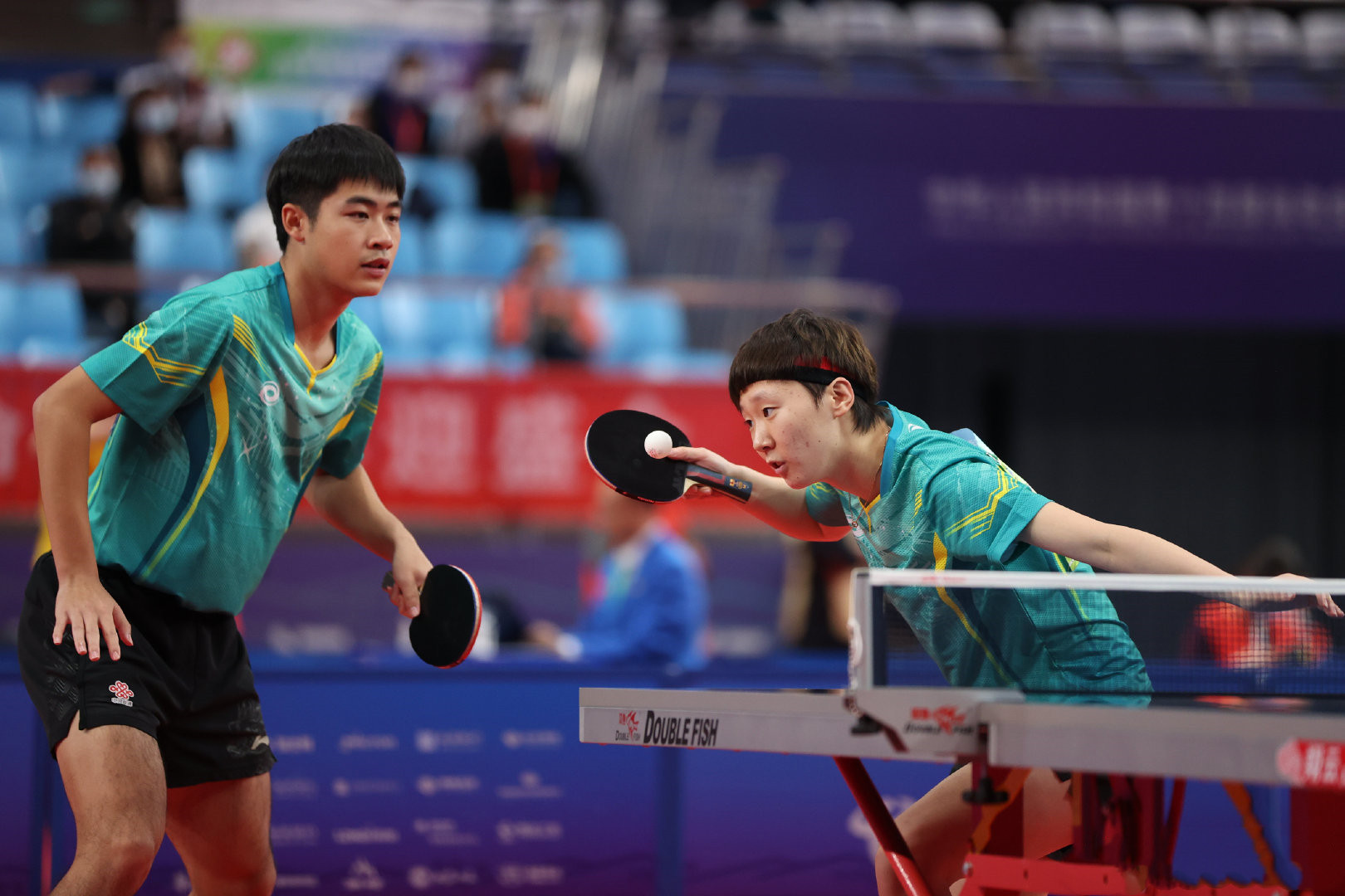 带飞队友！王曼昱领衔曹巍进混双决赛，挑战许昕刘诗雯休闲区蓝鸢梦想 - Www.slyday.coM