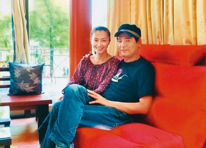 44岁女星秘婚3年为圆老公生孩子心愿,取卵20次试管8次|侯怡君|试管|生