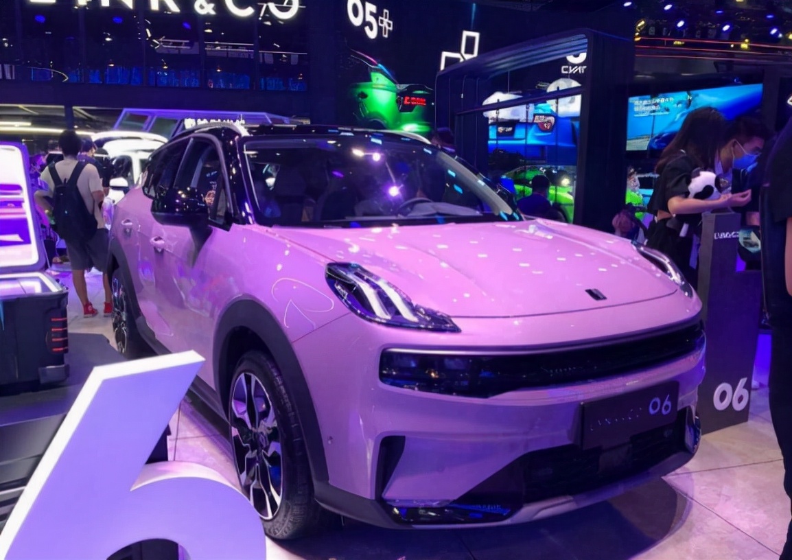 拥有超多黑科技的粉色领克06,你爱了吗?-新浪汽车