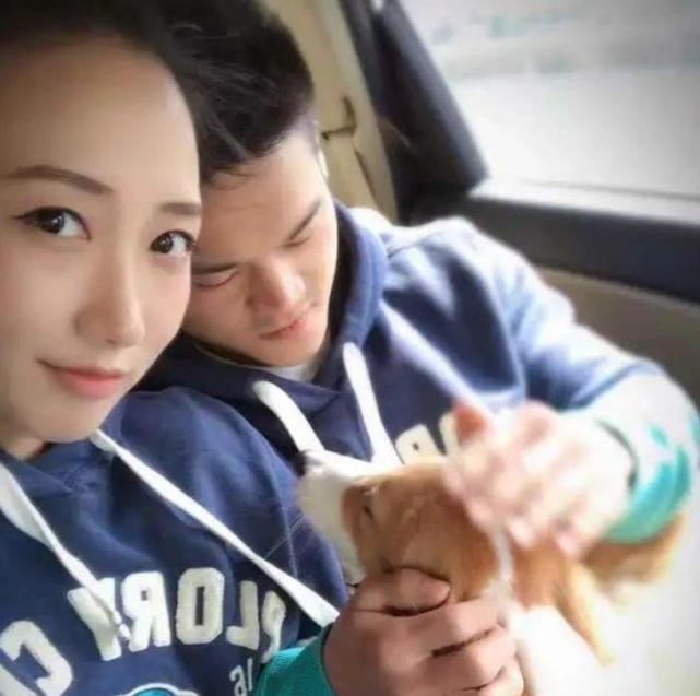 恭喜石智勇求婚成功3枚金牌作定情信物未婚妻是小学同学