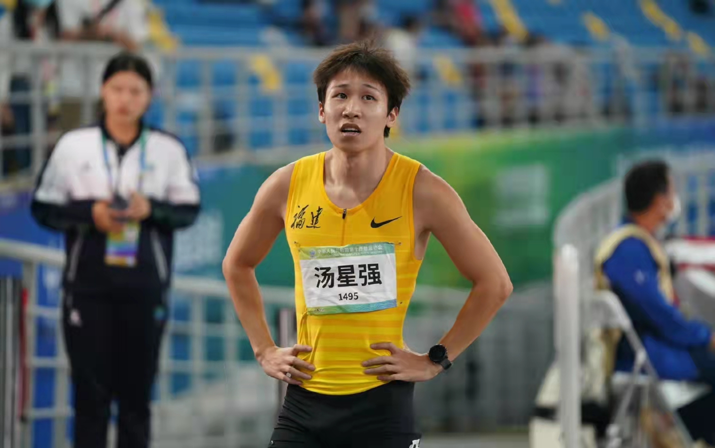 福建飞人200米夺冠,13年至今,谢震业首次输给黄种人!