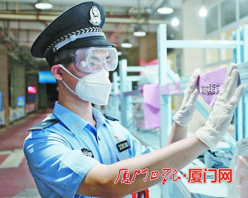 爱心厦门｜这一家三口分赴三个区抗疫 微信群里互相鼓励休闲区蓝鸢梦想 - Www.slyday.coM