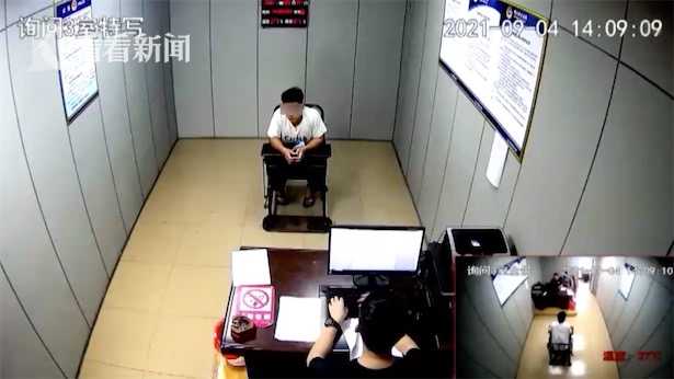 视频｜男子潜入医院女生宿舍偷内衣 保安制止被打晕倒休闲区蓝鸢梦想 - Www.slyday.coM