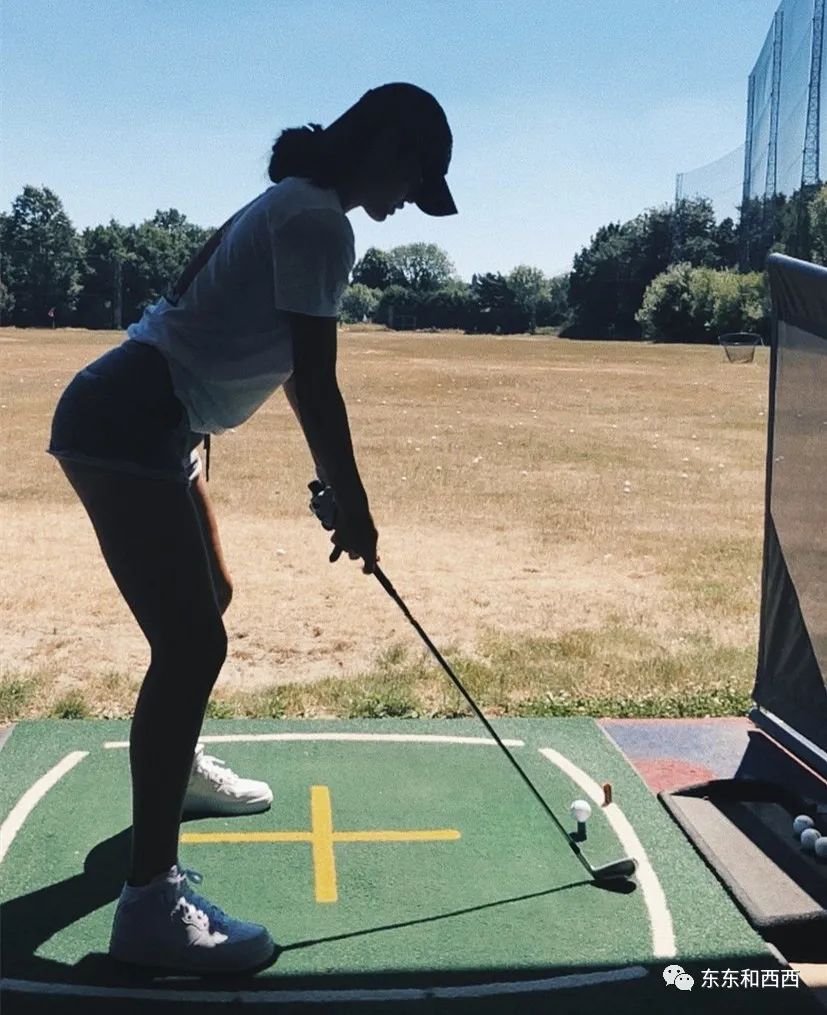 半个月前没人知道她是谁，现在被全世界疯狂追捧，这个18岁华裔少女凭啥爆红？休闲区蓝鸢梦想 - Www.slyday.coM