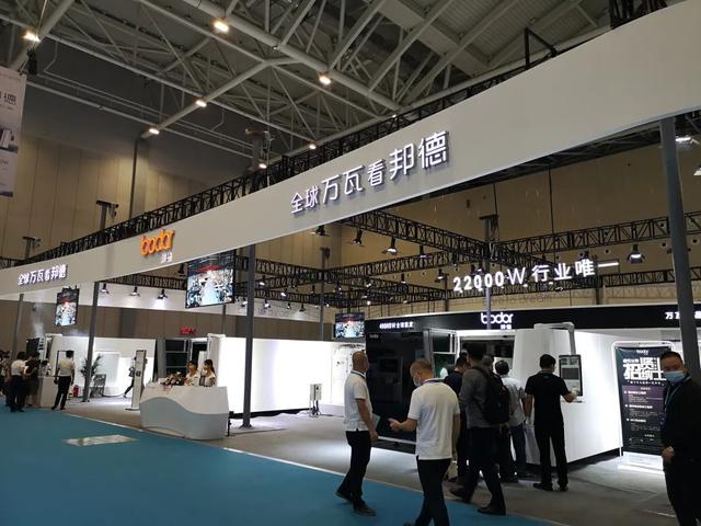 雪糕机器人、艾灸机器人、上春晚的机器狗都来佛山了!