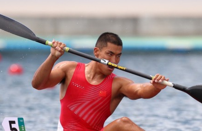 第35金!山东包揽金银铜,张冬夺男子1000米单人皮艇冠军