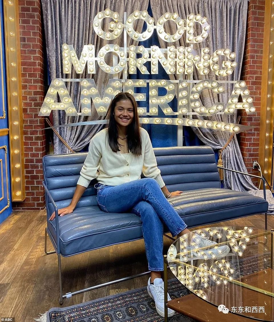 半个月前没人知道她是谁，现在被全世界疯狂追捧，这个18岁华裔少女凭啥爆红？休闲区蓝鸢梦想 - Www.slyday.coM