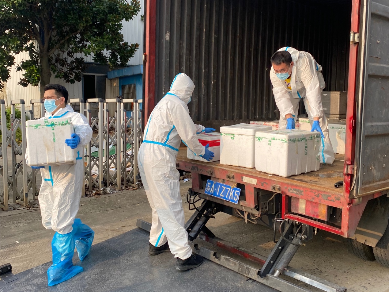 持续保障重点防控地区的防疫和生活物资供应,和全扬州一起构筑起疫情