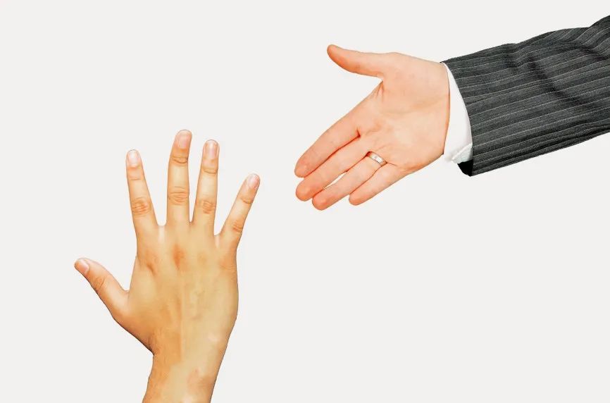 舟山一起家庭纠葛：母亲遭家暴，12岁男孩挡在身前，继父抡起榔头砸过去休闲区蓝鸢梦想 - Www.slyday.coM