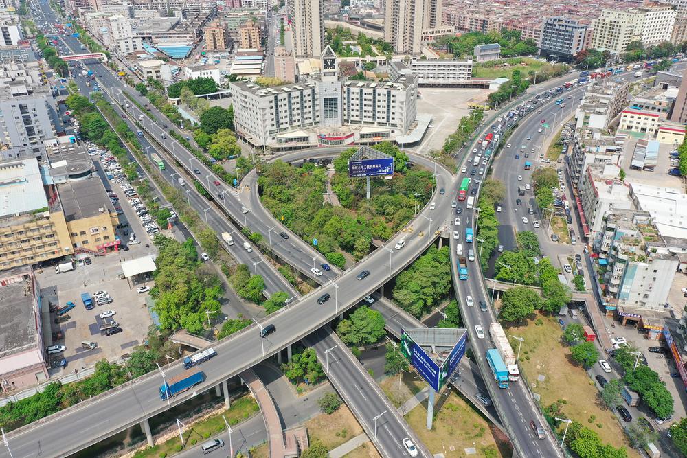 东莞长安多条道路建设加快