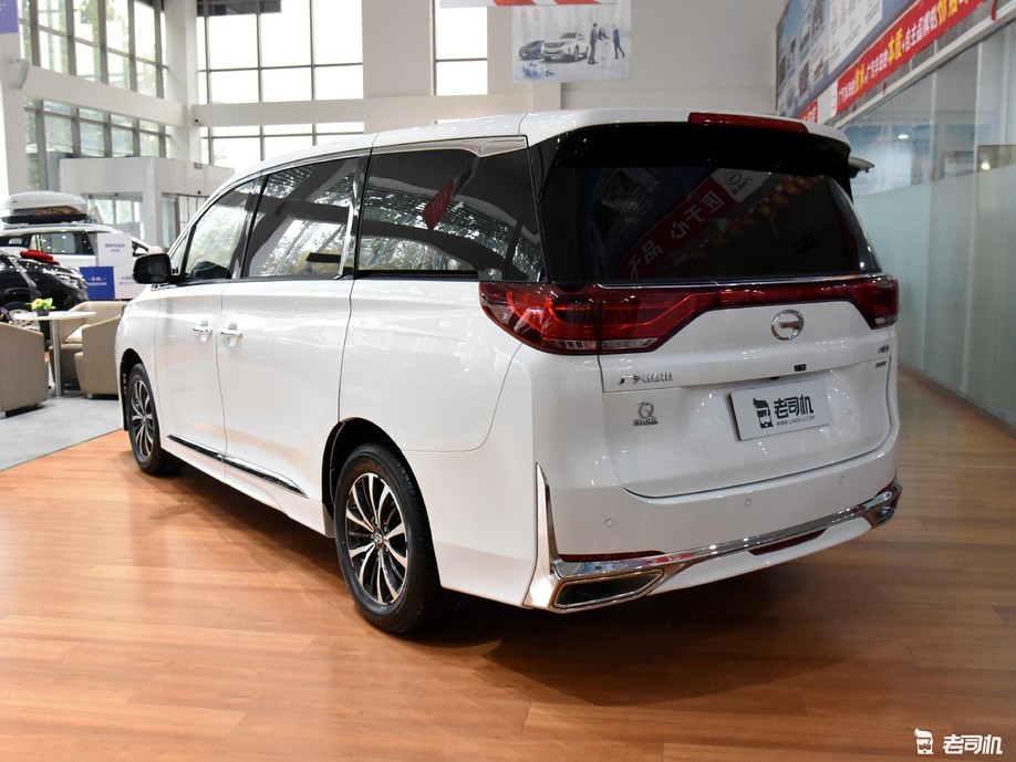 豪华品质亲民价格 小哥带你一起看广汽传祺m8